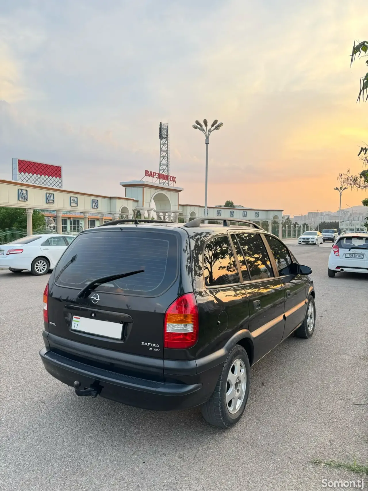 Opel Zafira 2000 · 1.8 MT