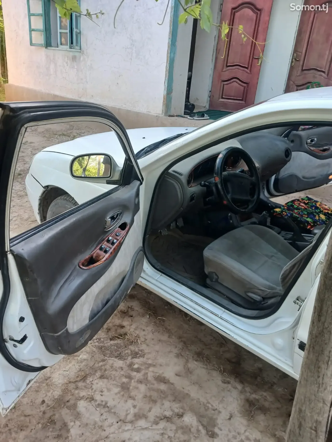 Daewoo Leganza 1997 · 1.8 MT