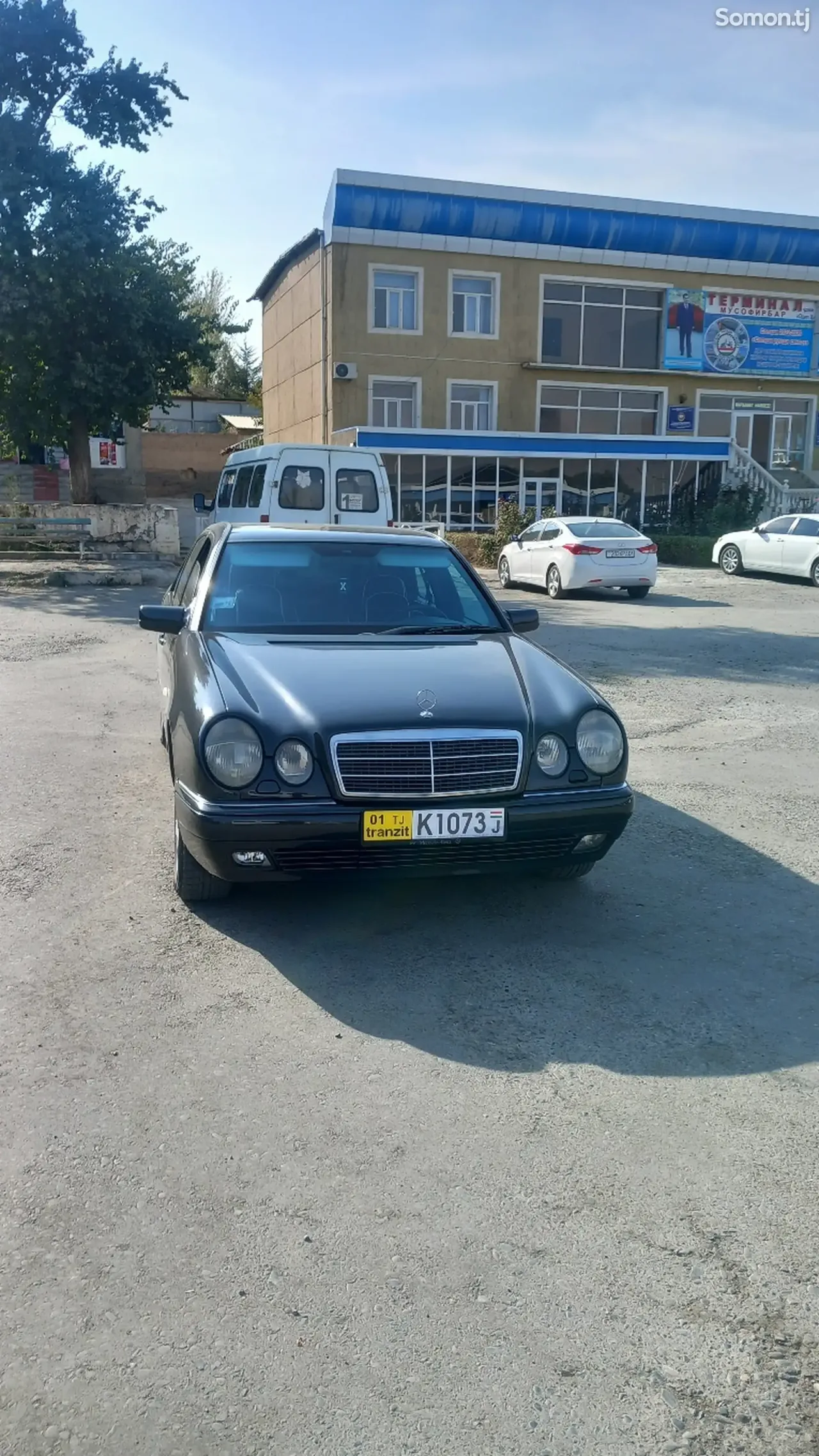 Mercedes-Benz E class 1996 · 2.0 MT