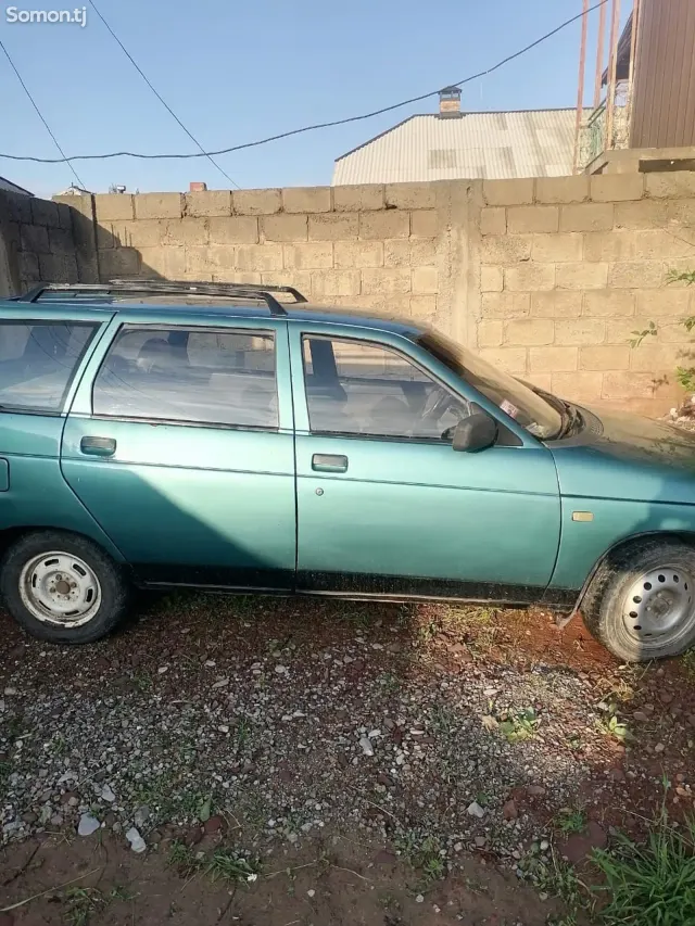 Lada (ВАЗ) 2111 2000 · 1.6 MT