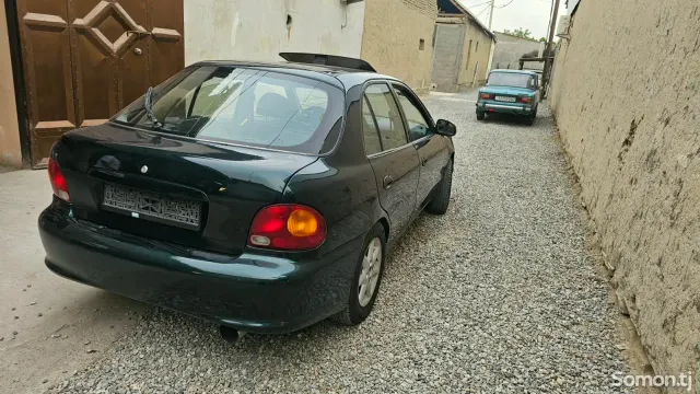 Hyundai Accent 1996 · 1.4 MT