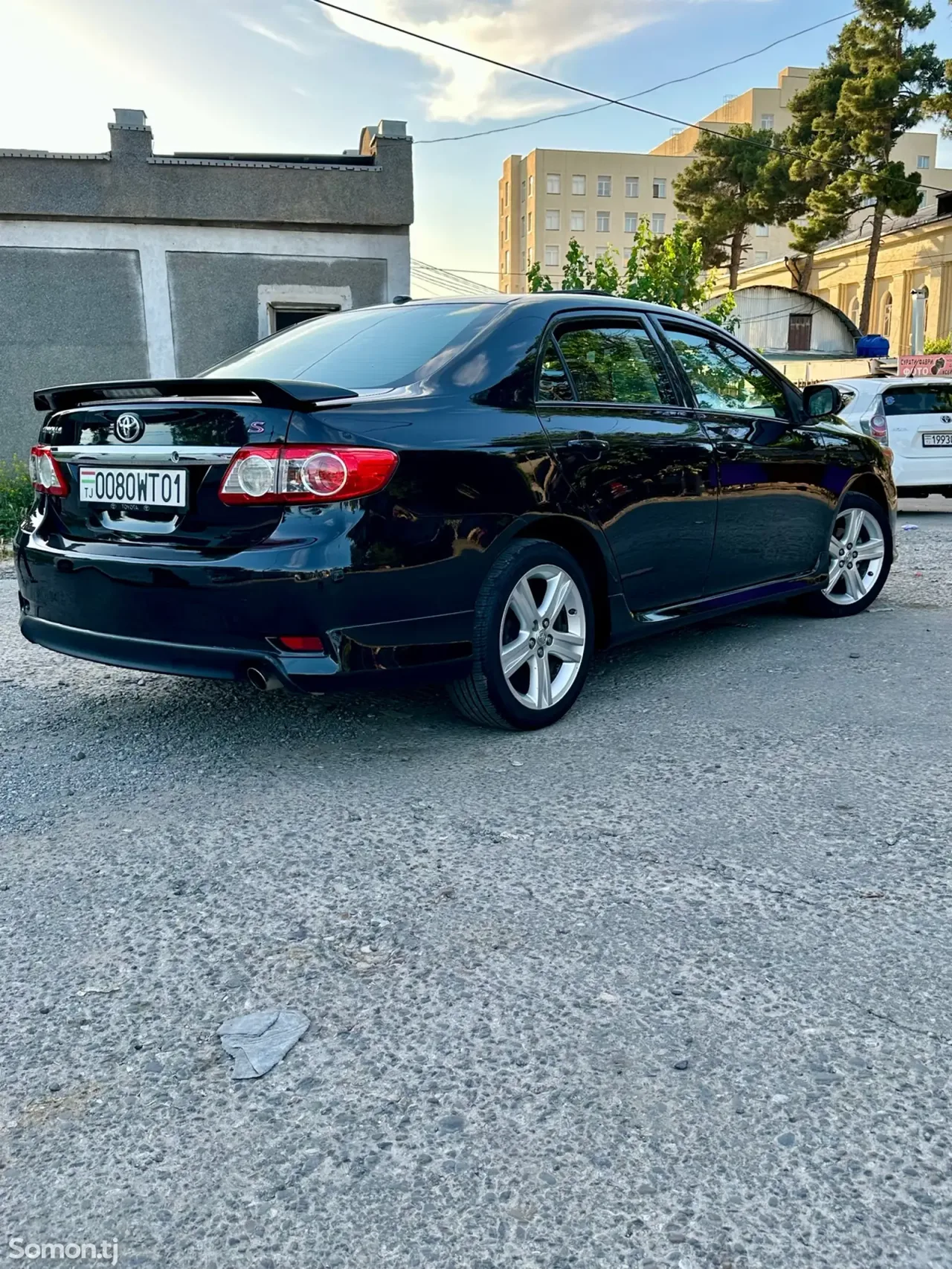 Toyota Corolla 2013 · 1.8 AT
