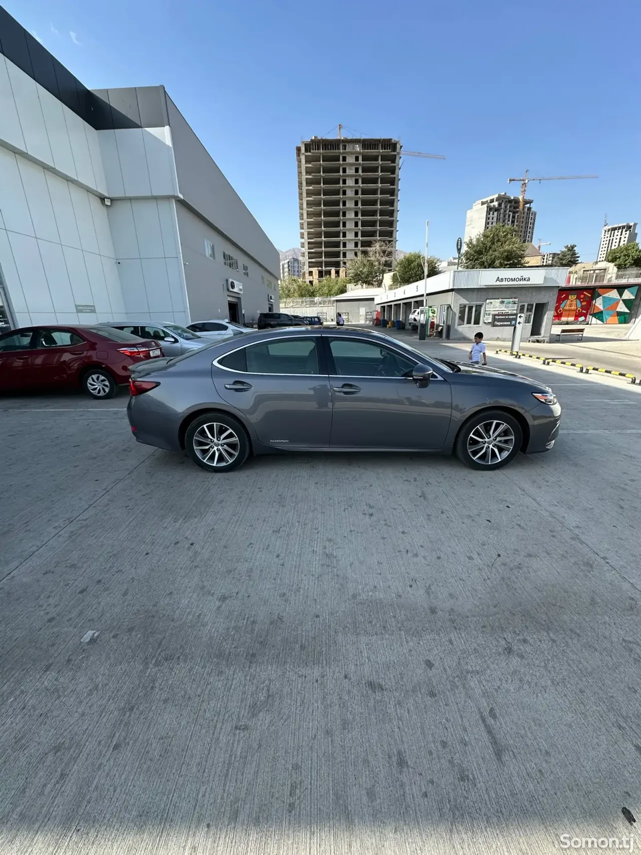 Lexus ES series 2016 · 3.0 AT