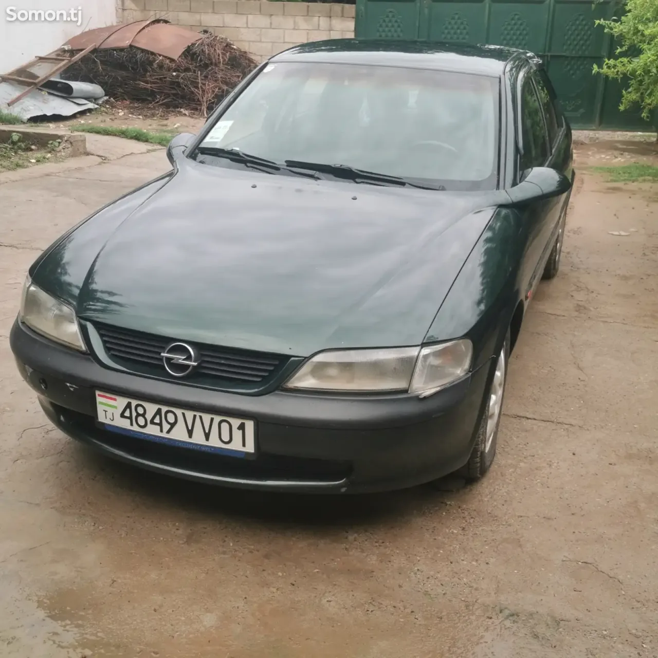 Opel Vectra B 1998 · 1.6 MT
