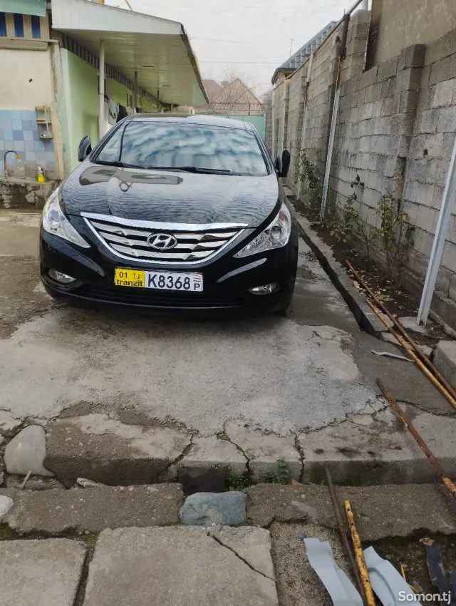 Hyundai Sonata 2010 · 2.0 AT
