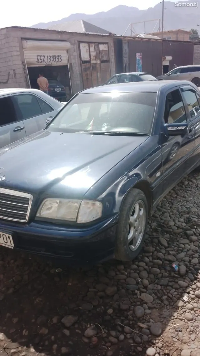 Mercedes-Benz C class 1999 · 1.8 MT