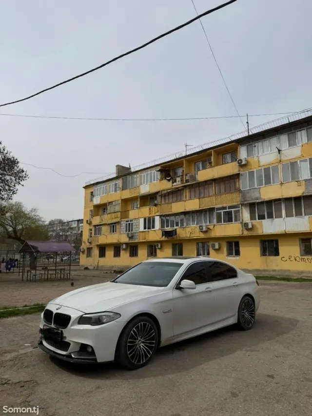 BMW 5 series 2012 · 2.0 AT