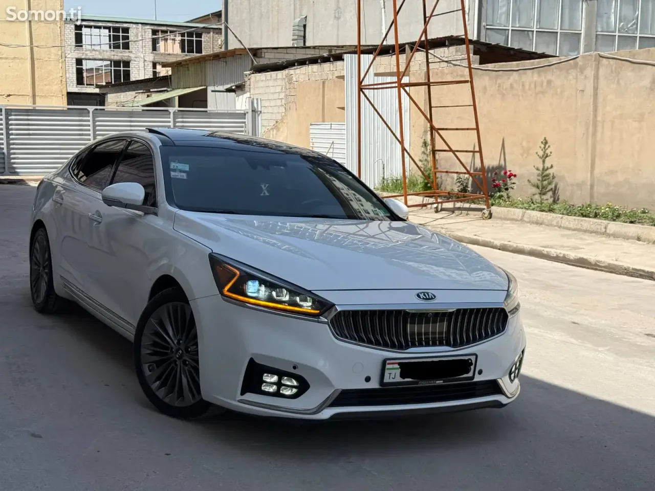 Kia K7 2017 · 3.3 AT