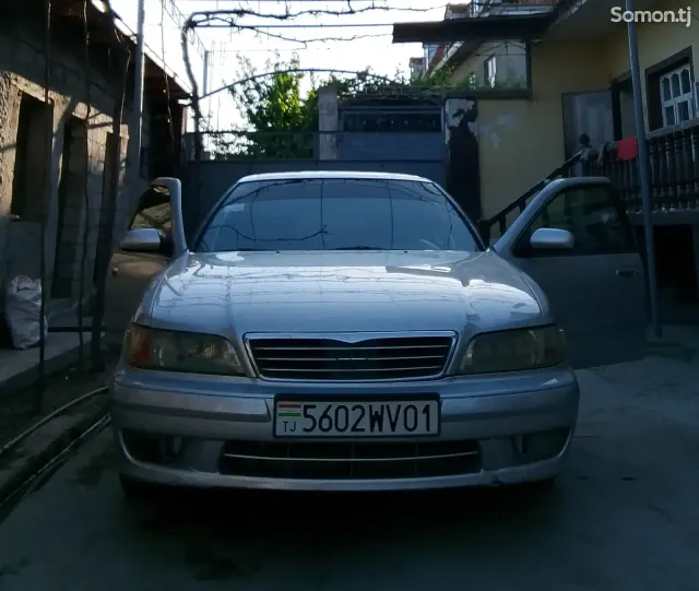 Nissan Maxima 1997 · 2.0 AT