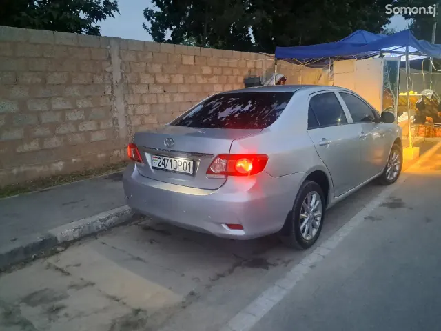 Toyota Corolla 2011 · 1.8 MT