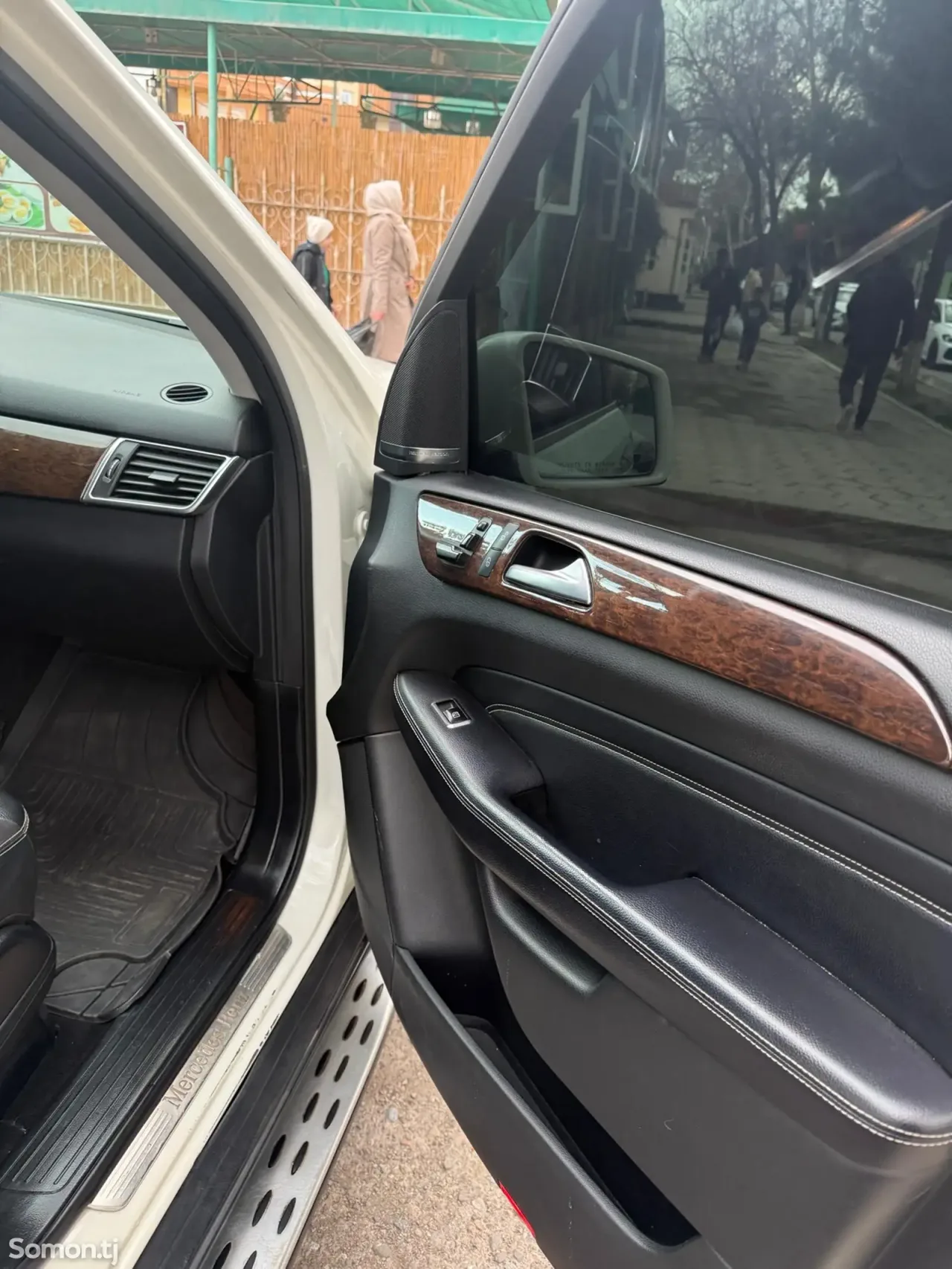 Mercedes-Benz ML class 2012 · 3.5 AT