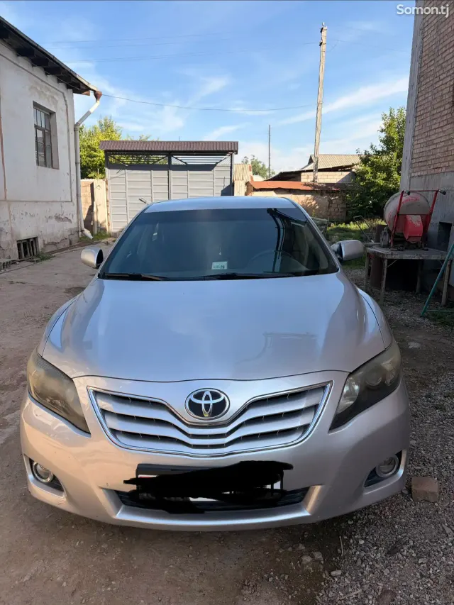 Toyota Camry 2011 · 2.5 AT
