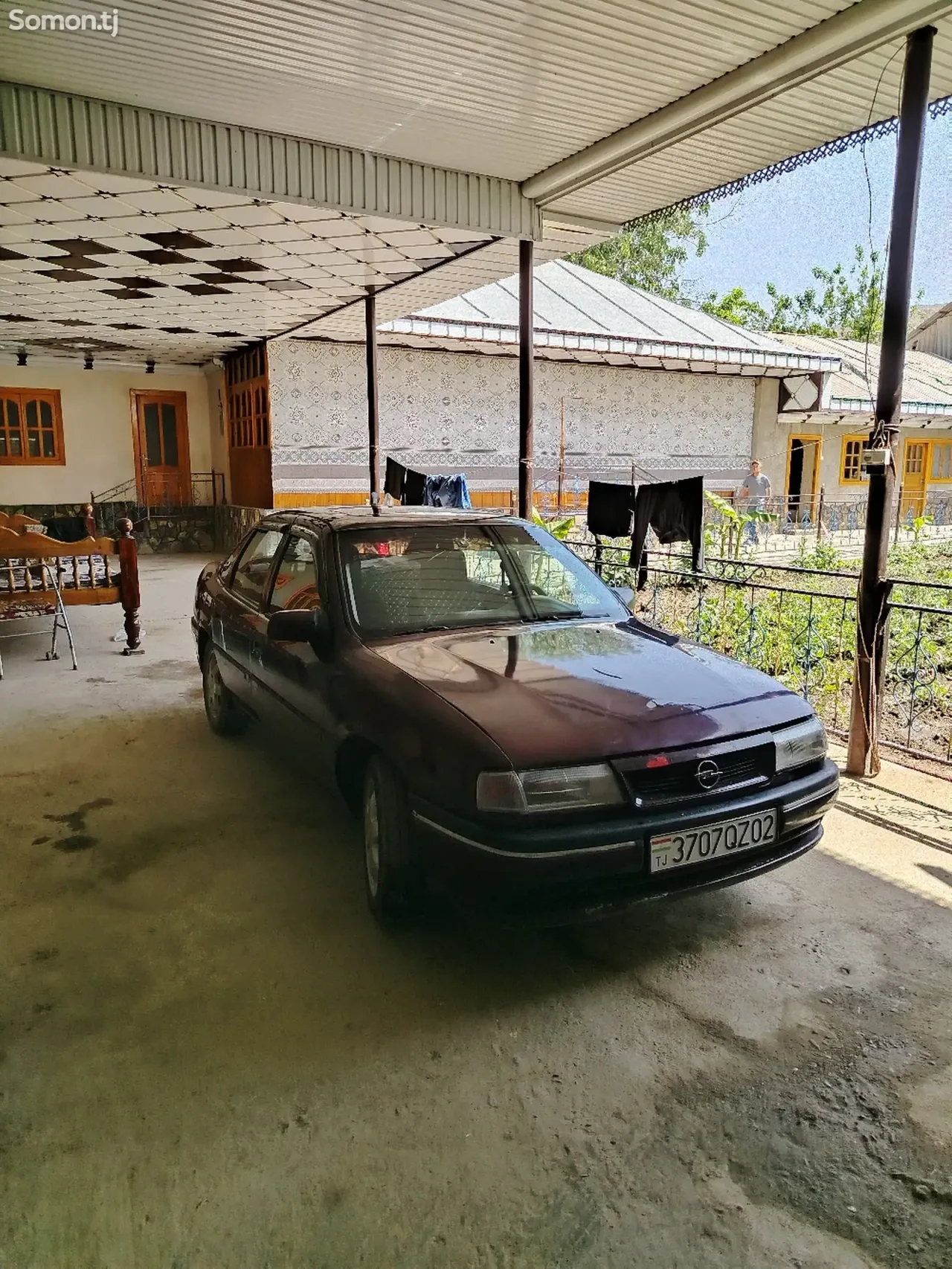 Opel Vectra A 1995 · 1.6 MT