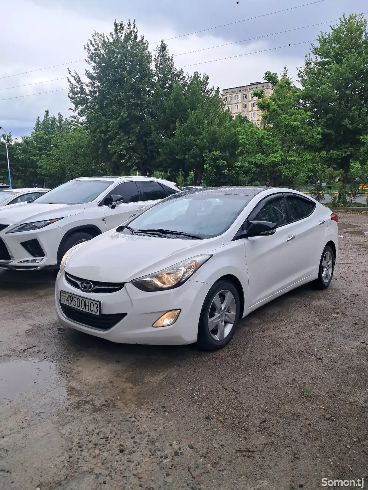 Hyundai Avante 2011 · 1.6 AT