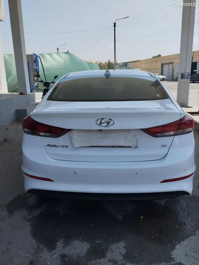 Hyundai Avante 2018 · 1.6 AT