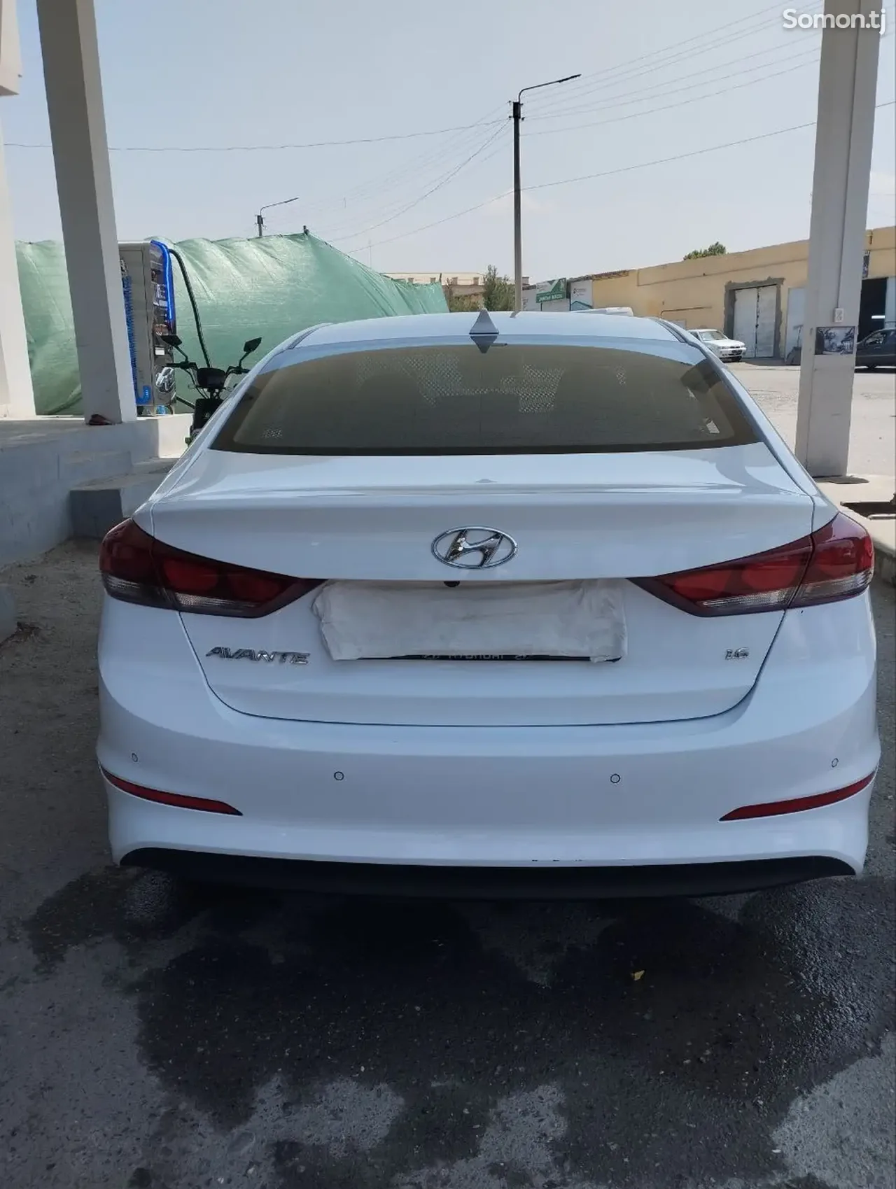 Hyundai Avante 2018 · 1.6 AT
