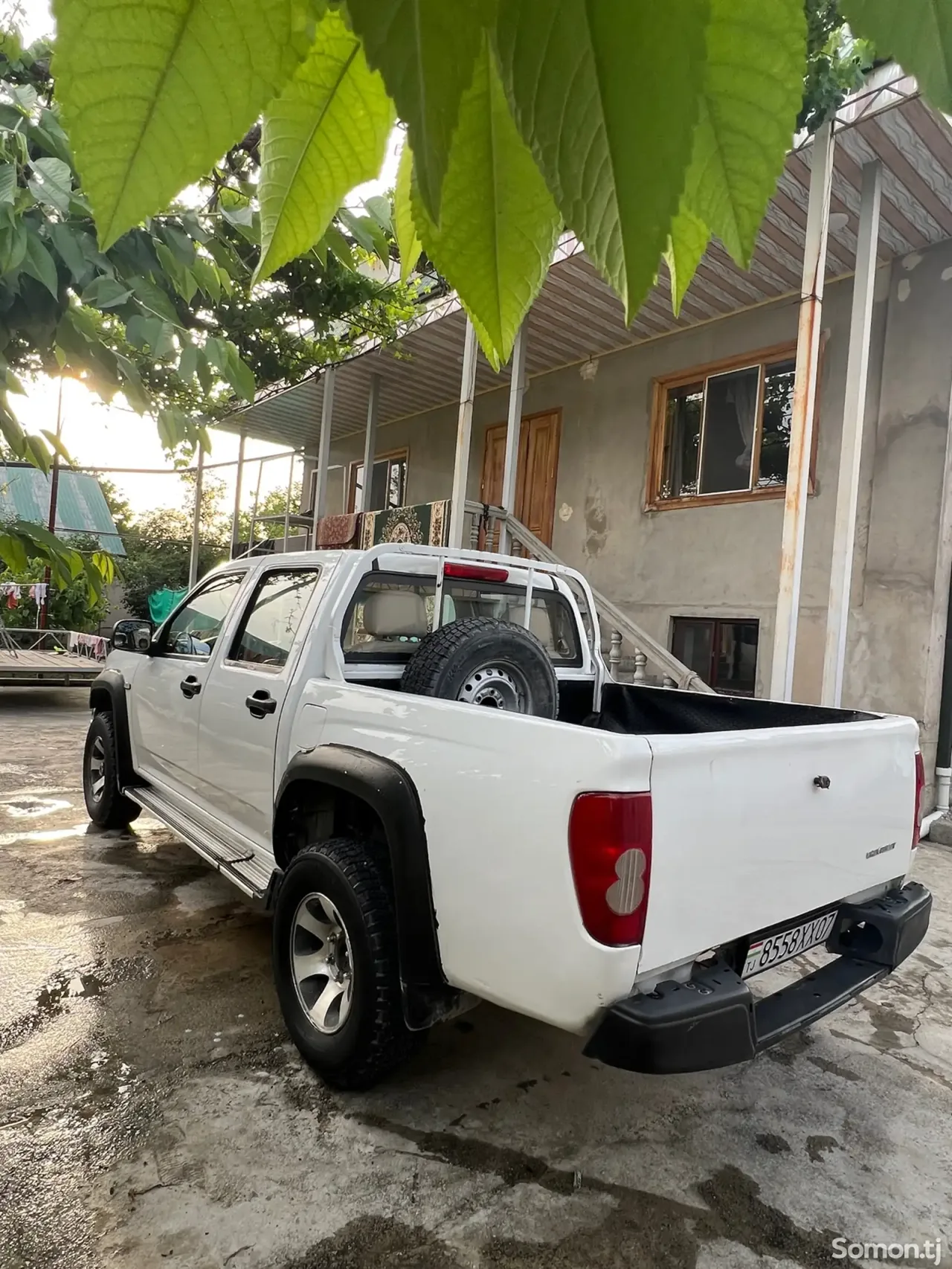 Chevrolet Colorado 2008 · 2.4 MT