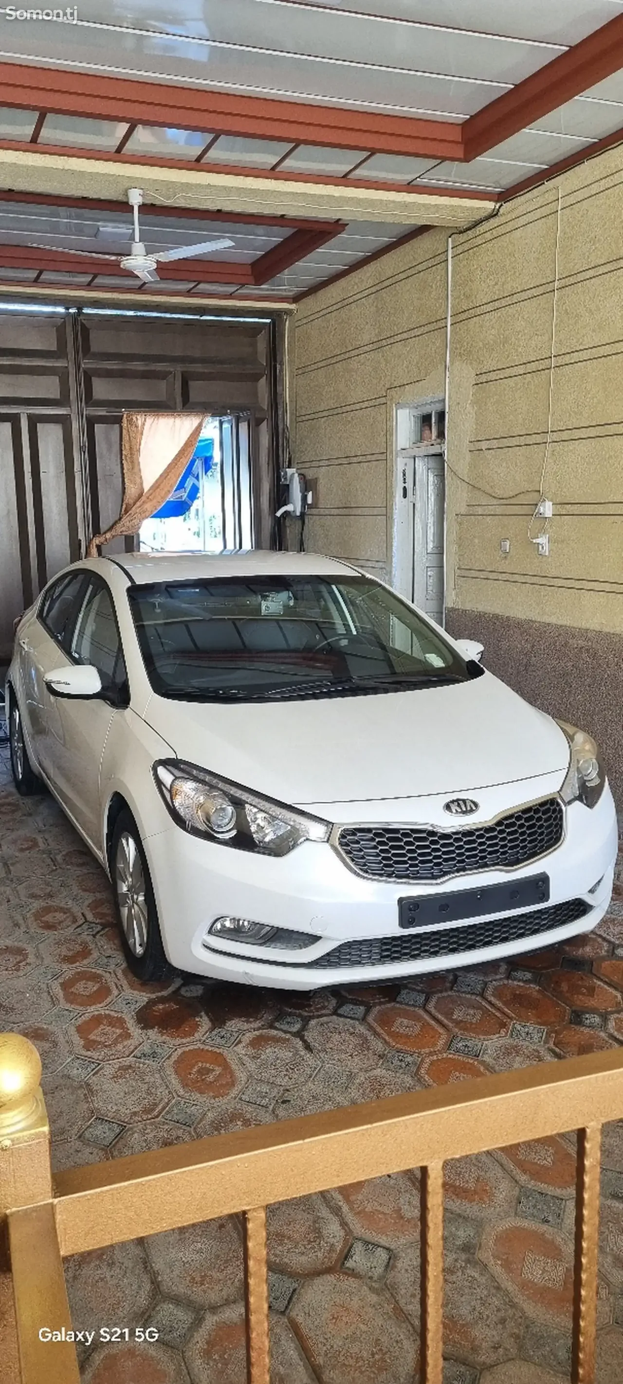 Kia K3 2014 · 1.6 AT