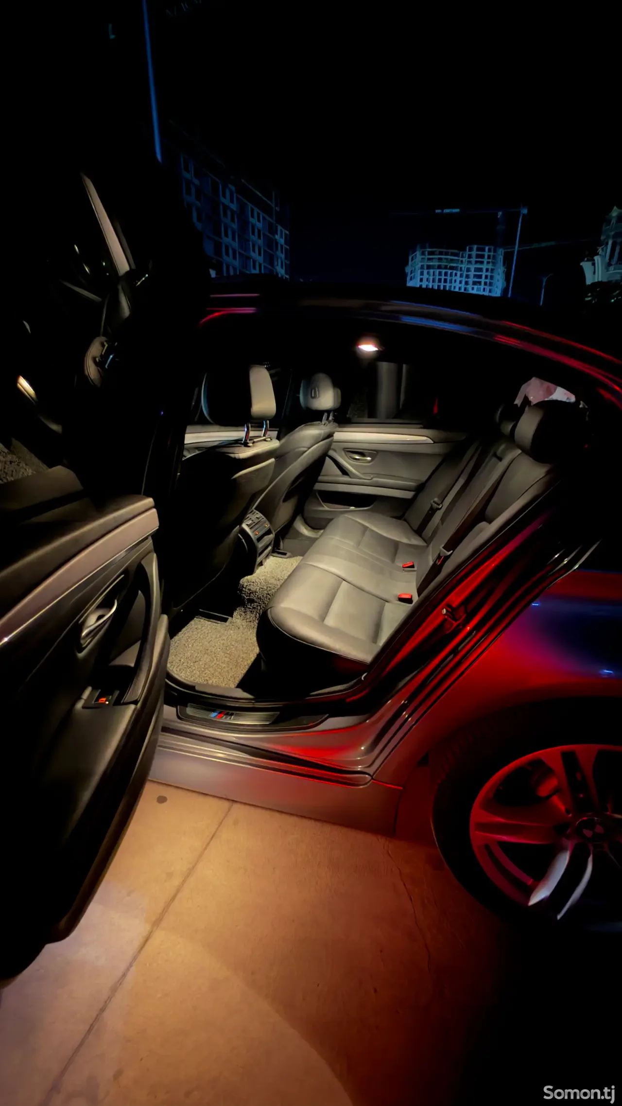 BMW 5 series 2014 · 3.0 AT