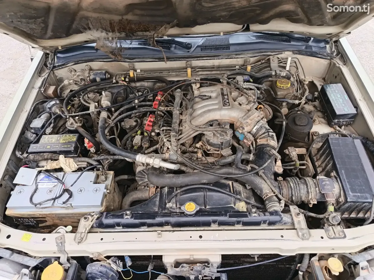Infiniti Q series 1999 · 3.3 AT