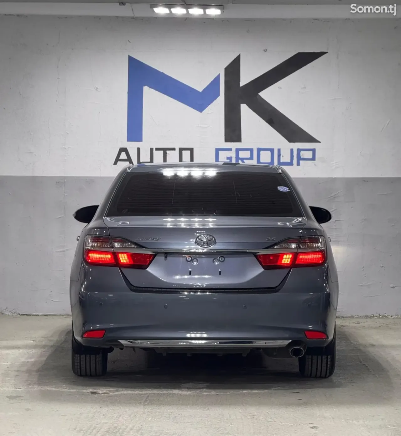 Toyota Camry 2016 · 2.5 AT