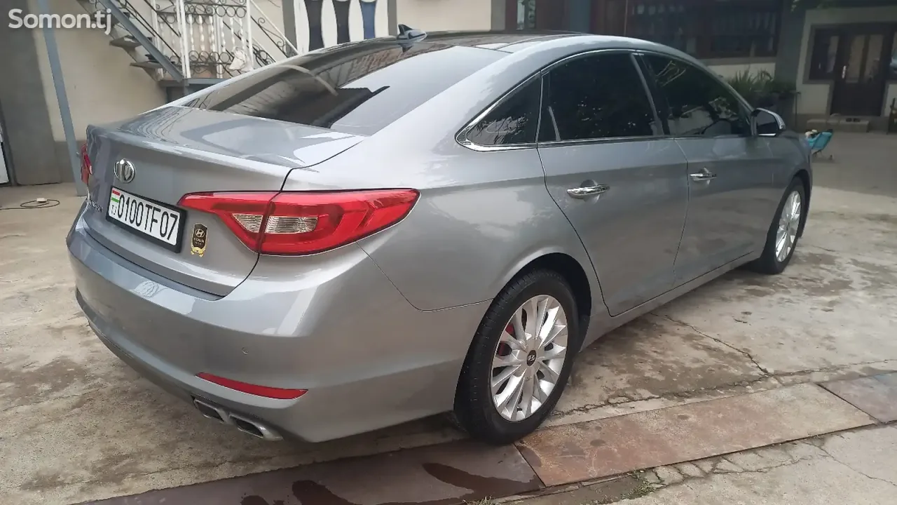 Hyundai Sonata 2014 · 2.0 AT