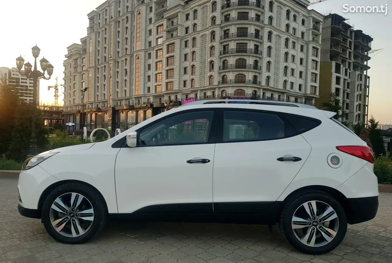 Hyundai Tucson 2014 · 2.0 AT