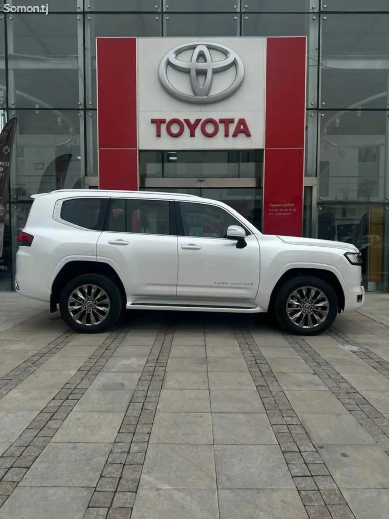 Toyota Land Cruiser 2026 · 3.5 AT