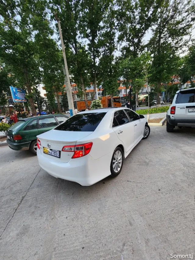 Toyota Camry 2014 · 2.5 AT