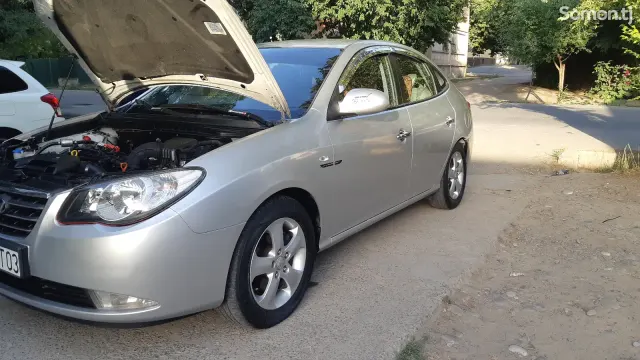 Hyundai Avante 2007 · 1.6 AT