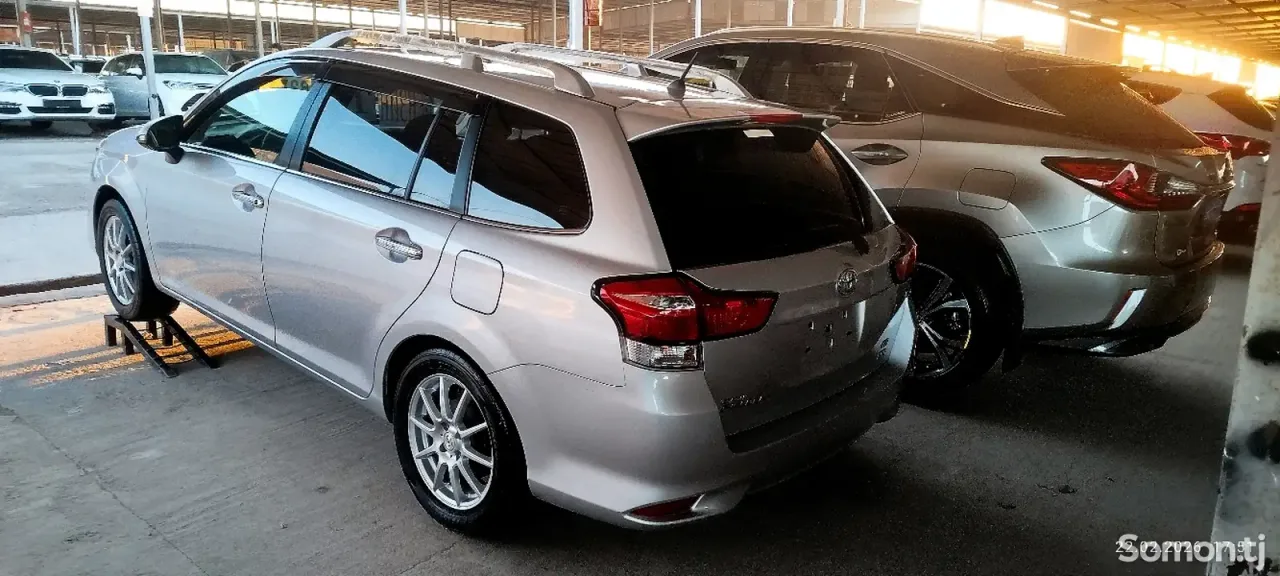 Toyota Fielder 2017 · 1.8 AT