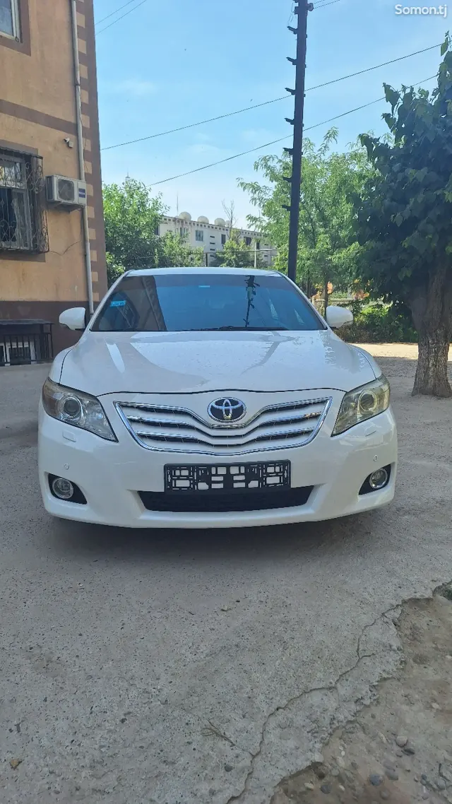 Toyota Camry 2011 · 3.5 AT