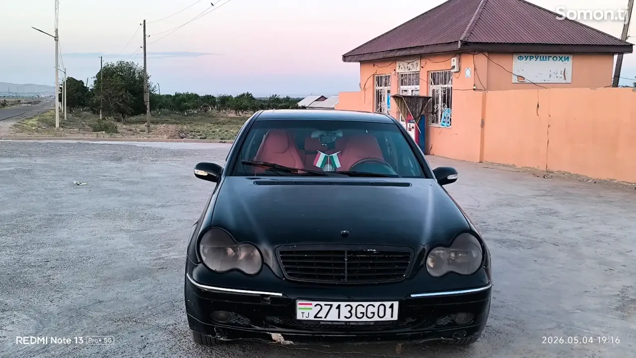 Mercedes-Benz C class 2002 · 2.0 MT