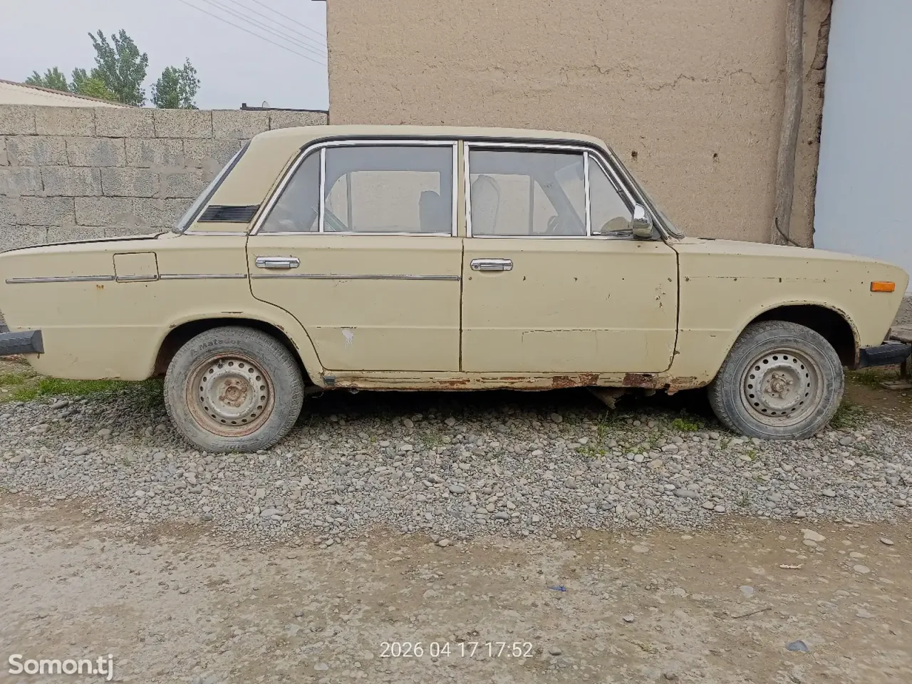 Lada (ВАЗ) 2103 1990 · MT