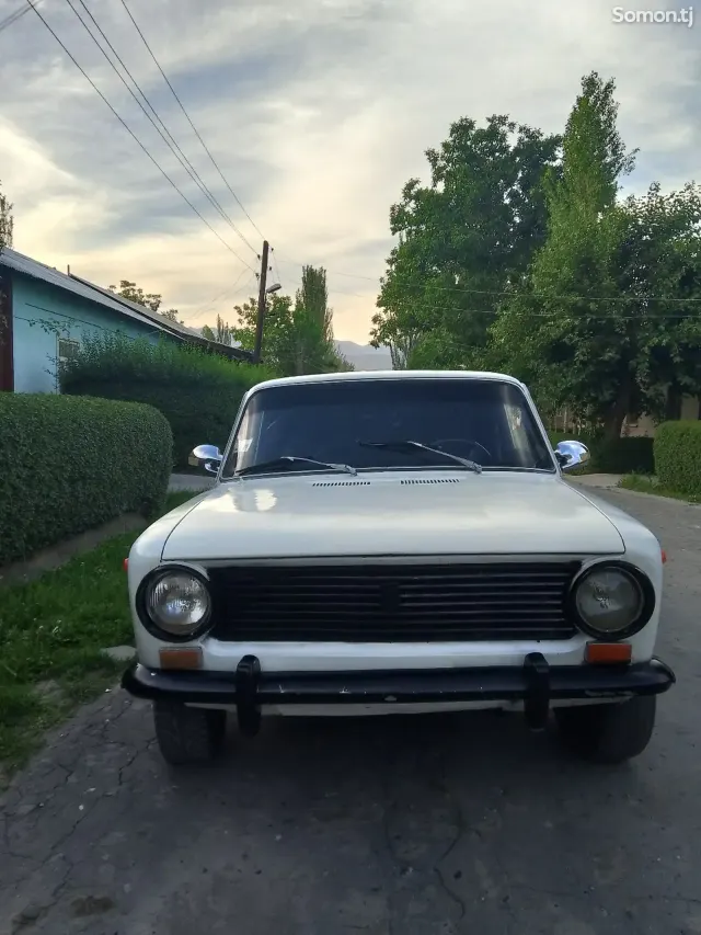 Lada (ВАЗ) 2101 1986 · 1.3 MT