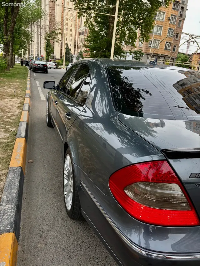 Mercedes-Benz E class 2008 · 3.5 AT