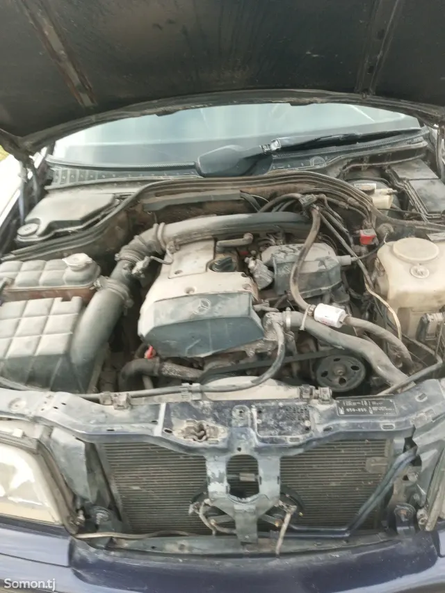 Mercedes-Benz C class 1998 · 2.2 MT