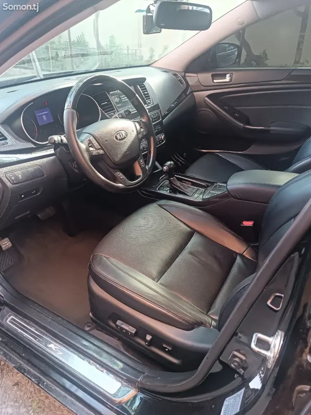Kia K7 2013 · 2.4 AT