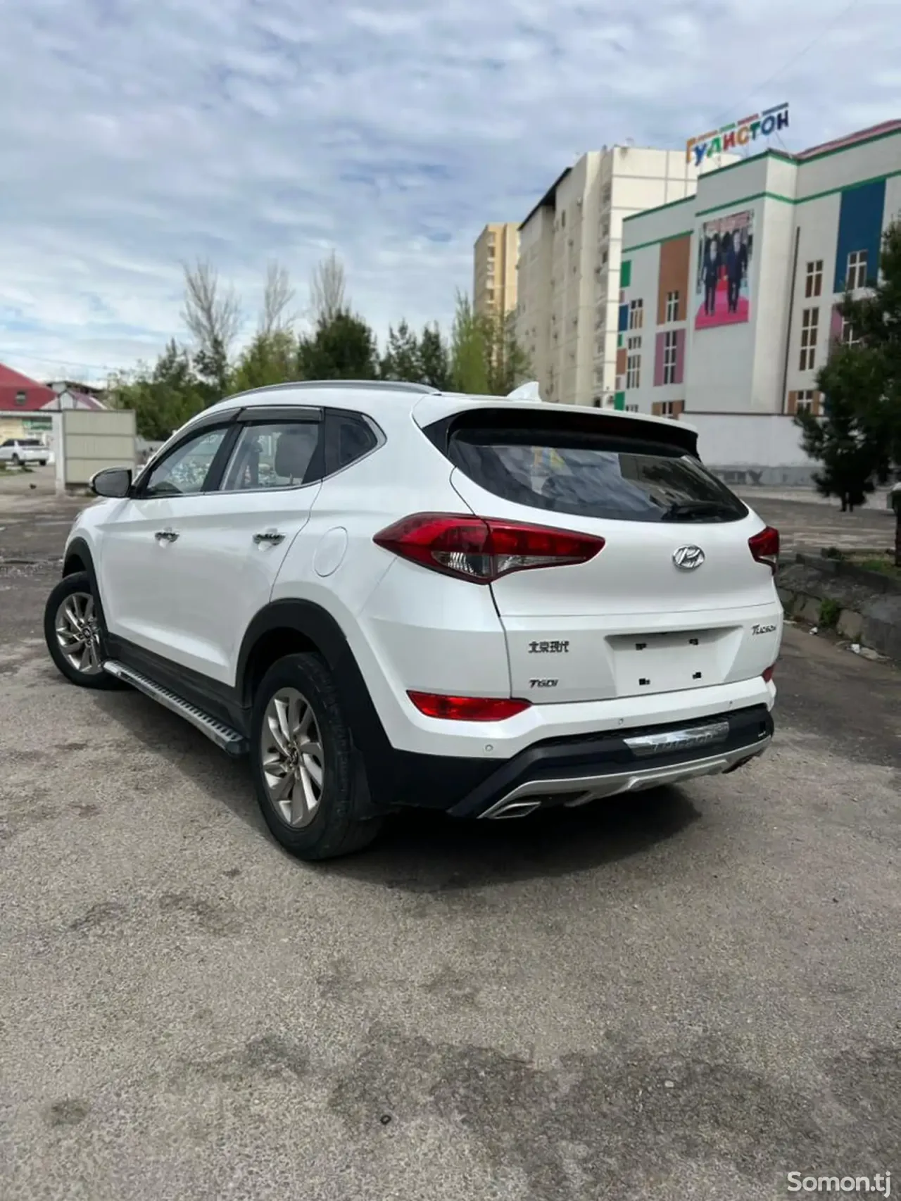 Hyundai Tucson 2016 · 1.6 AT