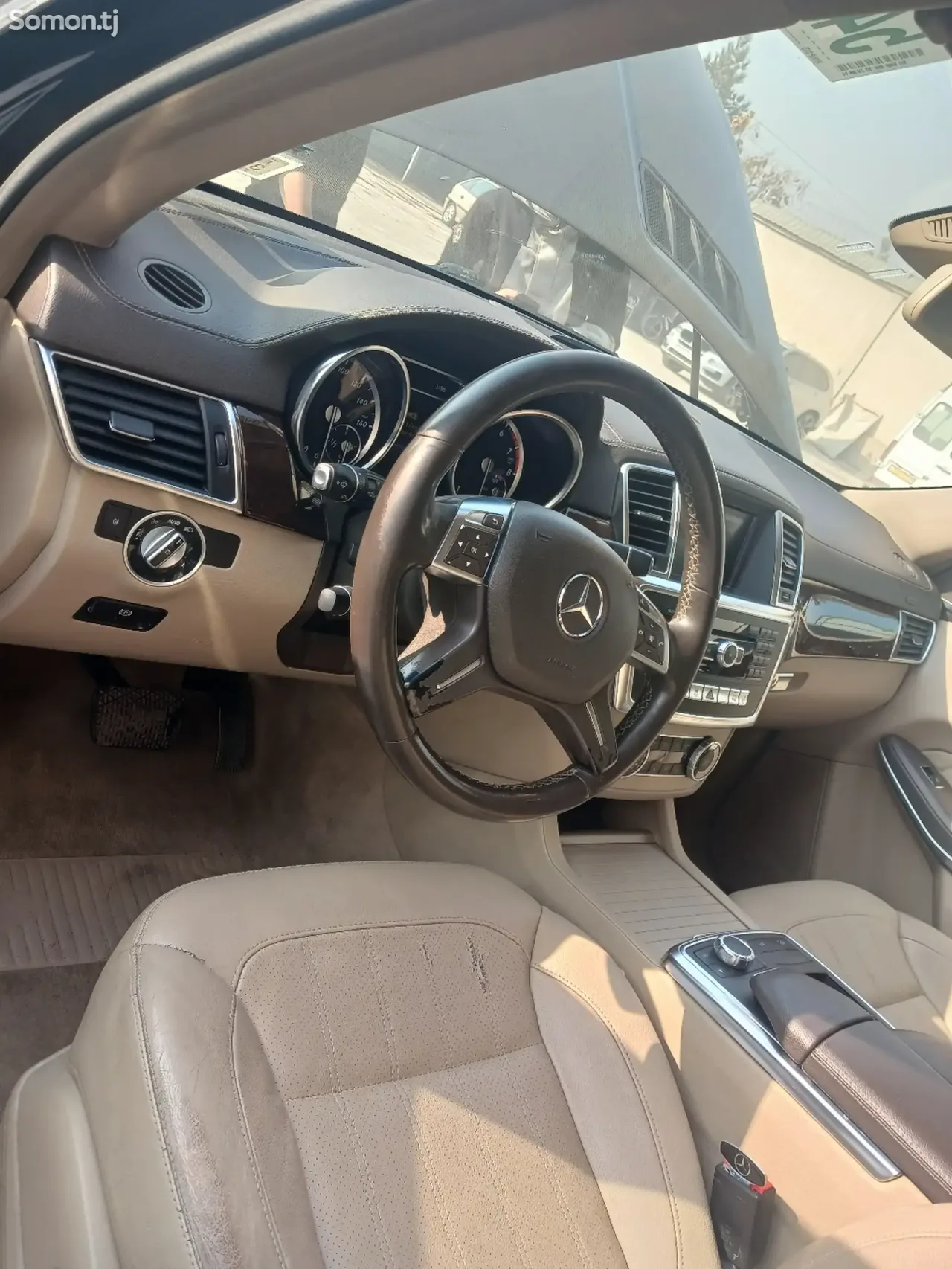 Mercedes-Benz GL class 2015 · 4.5 CVT