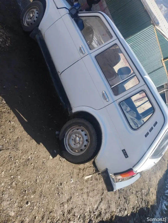 Lada (ВАЗ) Нива 1999 · 1.6 MT