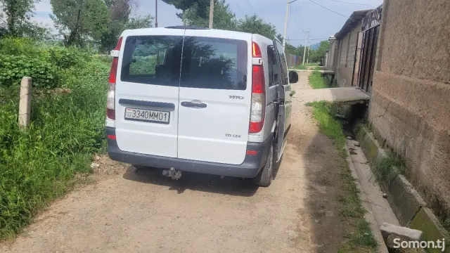 Mercedes-Benz Viano 2006 · MT
