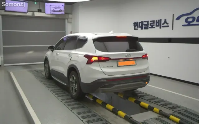 Hyundai Santa Fe 2021 · 2.2 AT