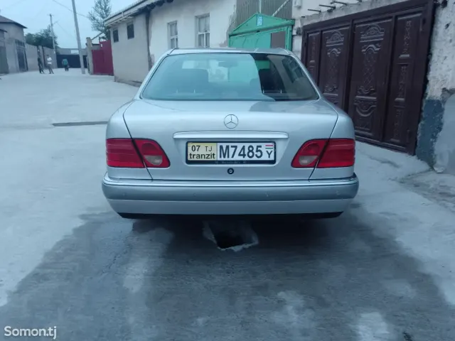 Mercedes-Benz C class 2006 · 2.0 MT