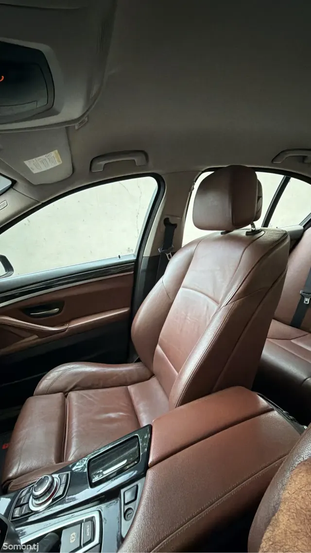 BMW 5 series 2011 · 2.8 AT