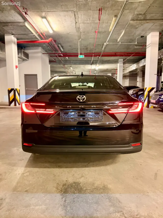 Toyota Camry 2026 · 2.5 AT