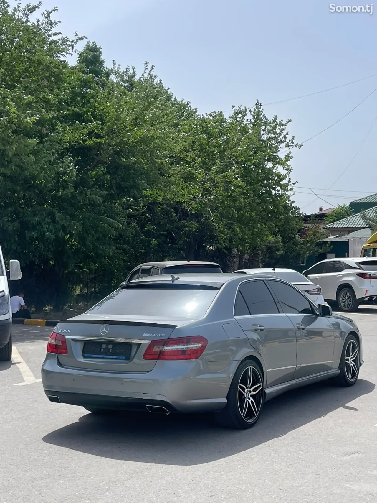 Mercedes-Benz E class 2010 · 3.5 AT