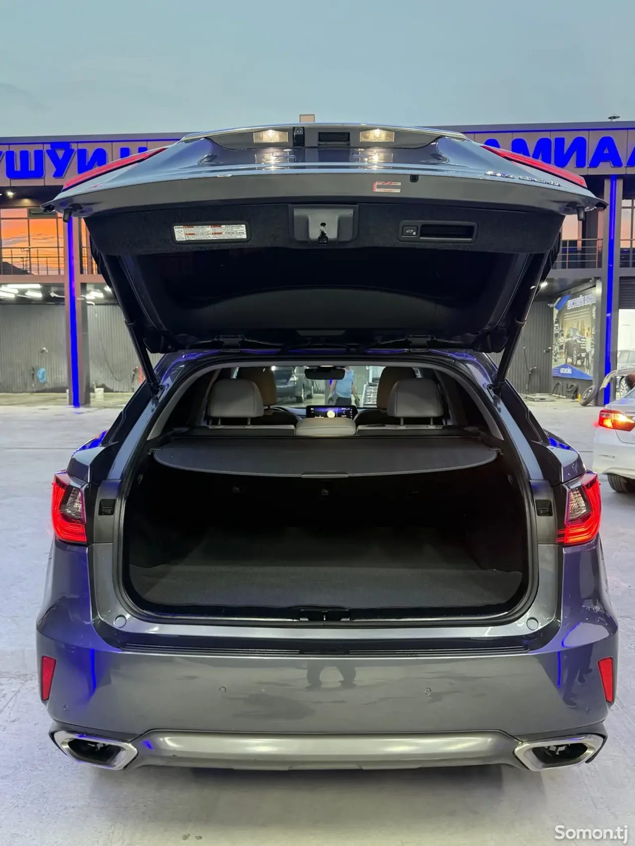 Lexus RX series 2018 · 3.5 AT