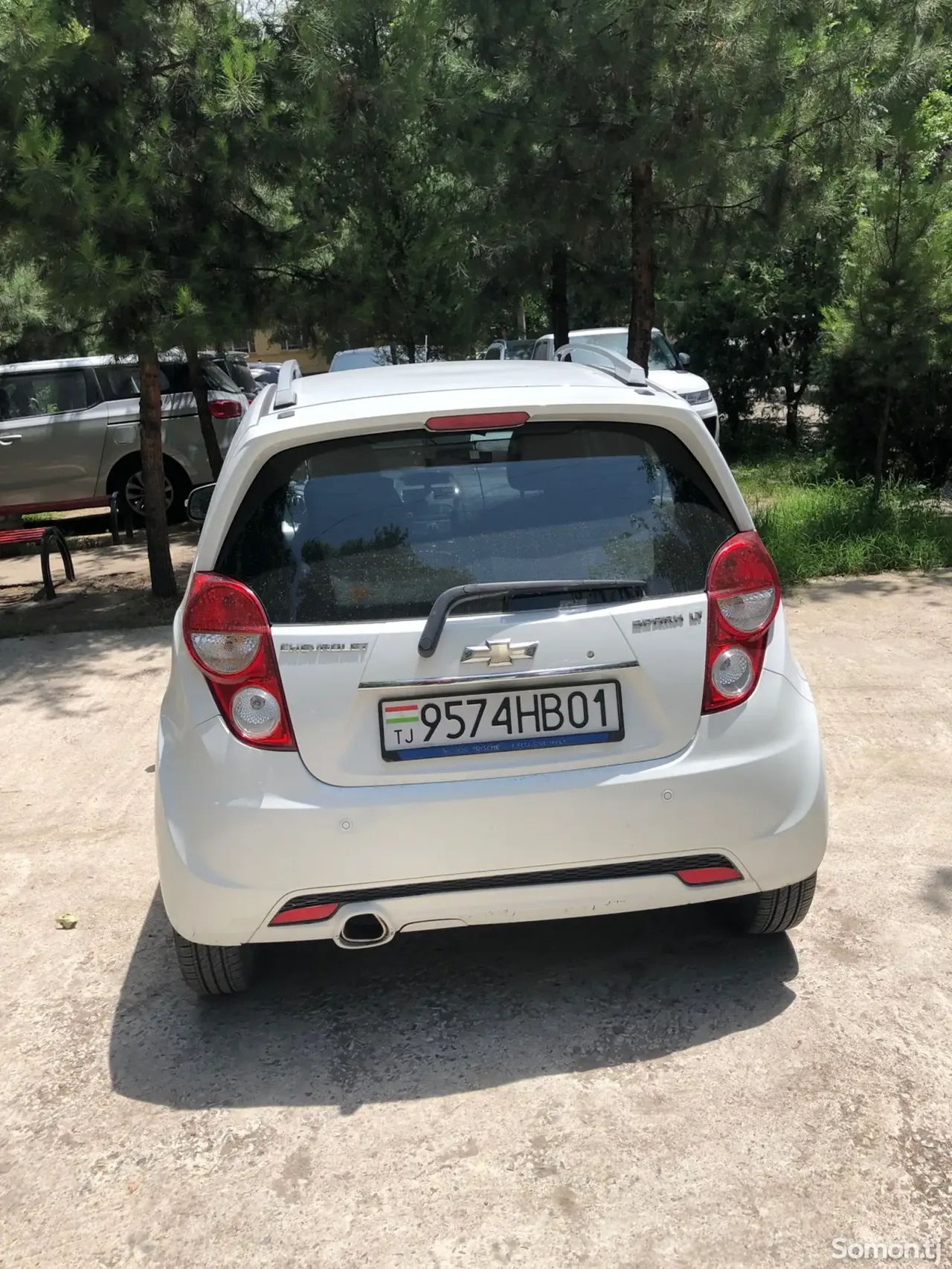 Chevrolet Spark 2014 · 1.1 AT