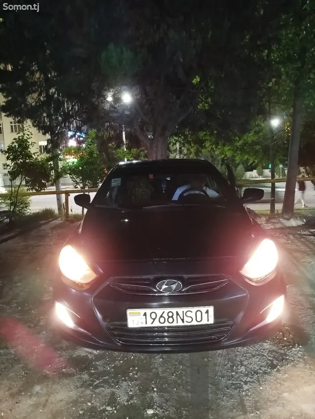 Hyundai Solaris 2014 · 1.6 AT